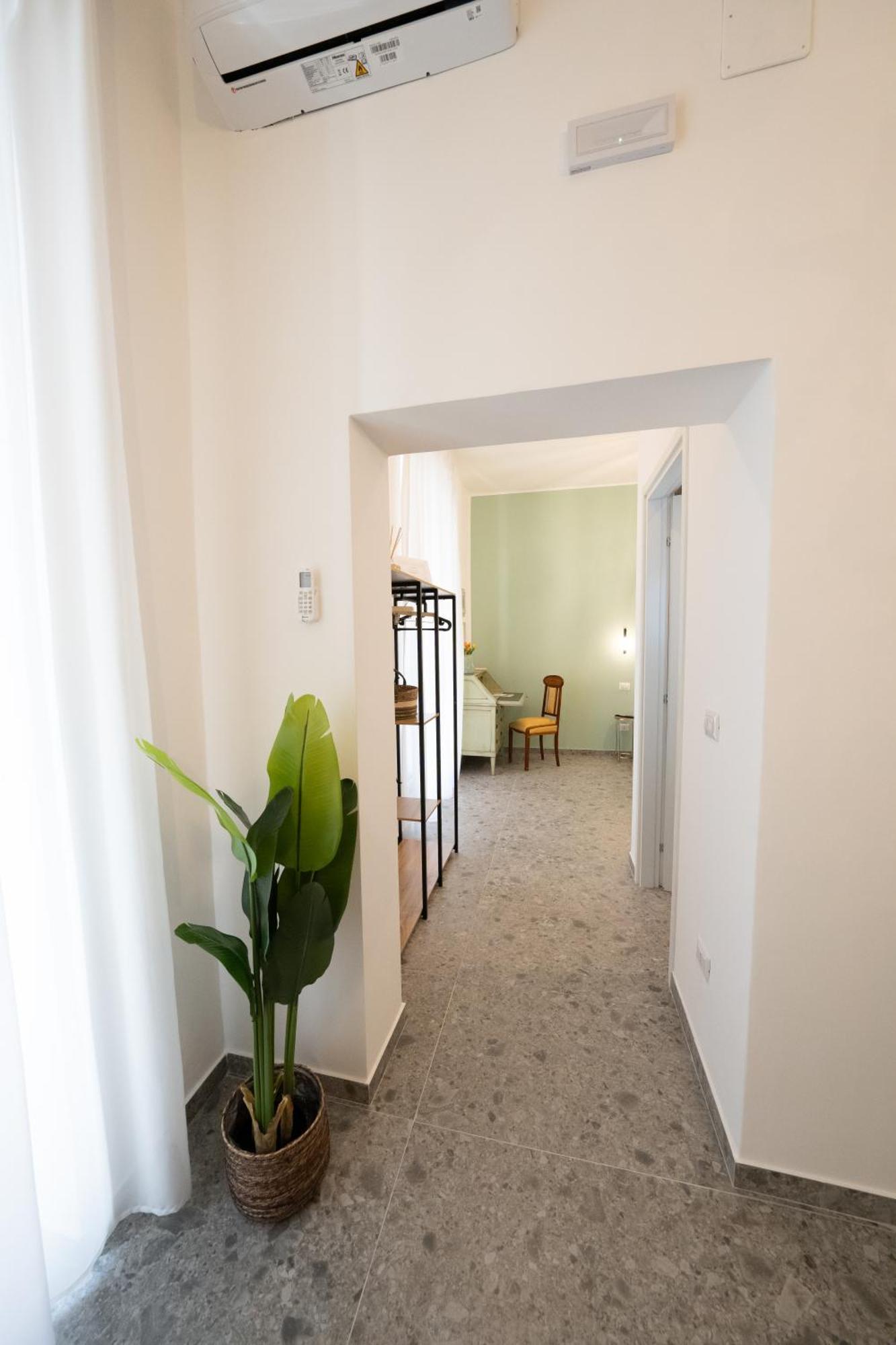 Dimora Porcelli Apartment Bari